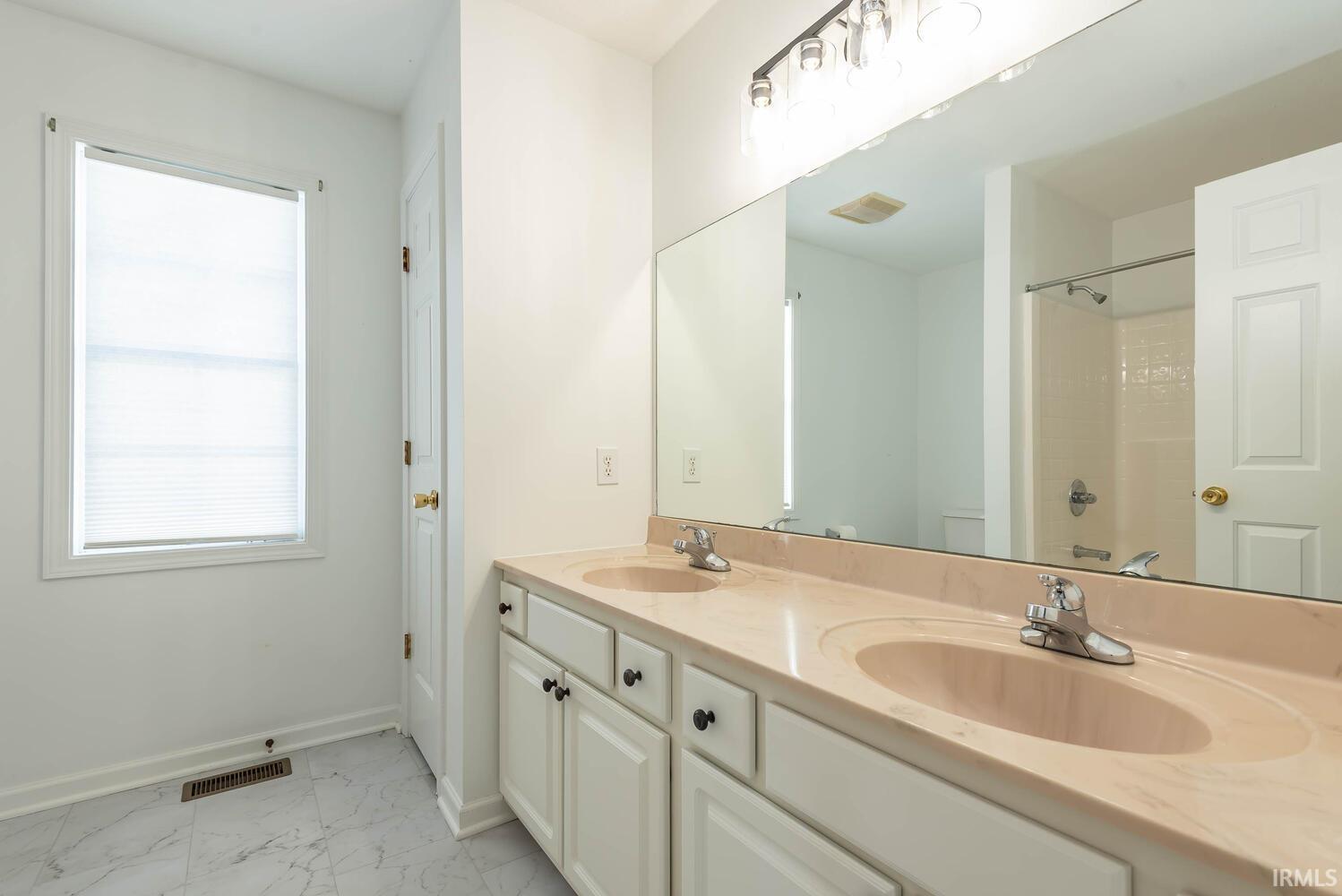 4514 East Compton Boulevard Bloomington, IN 47401 - Photo 15 of 27