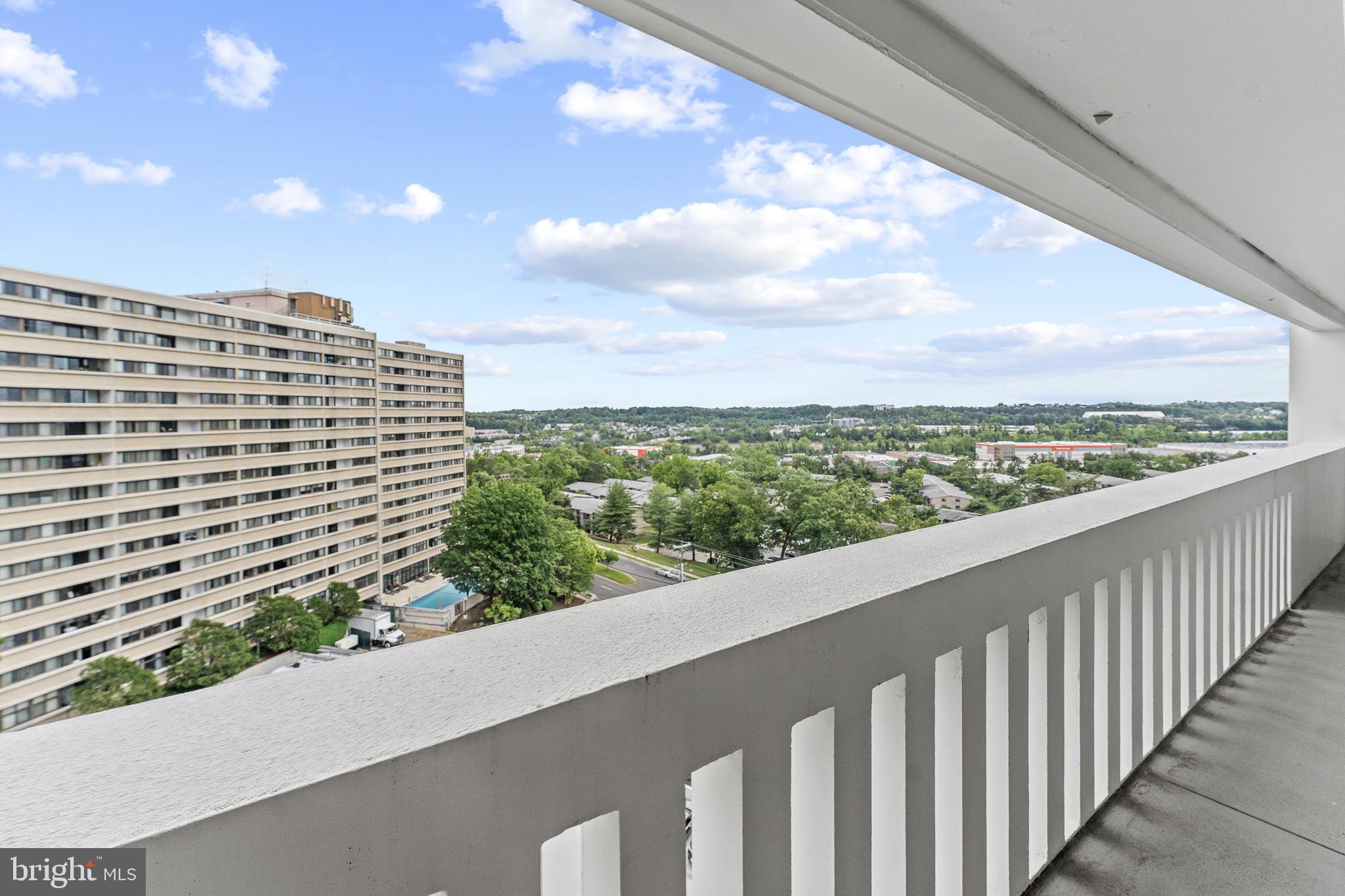 6101 Edsall Road, Unit 1111 Alexandria, VA 22304 - Photo 15 of 44