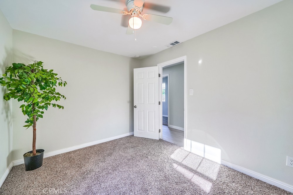 5510 Bushnell Avenue Riverside, CA 92505 - Photo 11 of 23 a view of livingroom with a potted plant