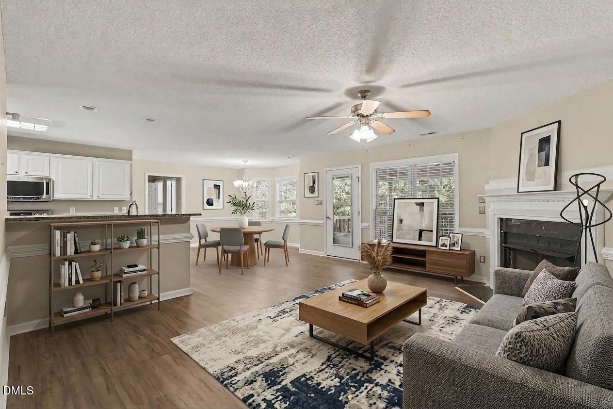 4 Eight Js Lane Clayton, NC 27520 - Photo 5 of 37 Virtually staged