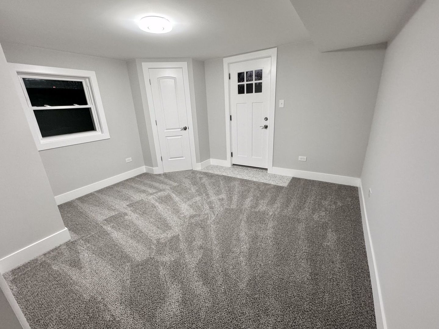 18830 Ruth Drive Mokena, IL 60448 - Photo 25 of 35 a view of an empty room with kitchen