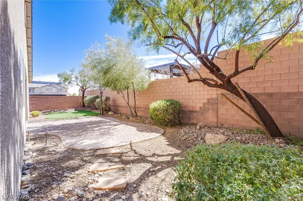 $2,695 | 10119 Amana Oaks Avenue, Las Vegas, NV 89166