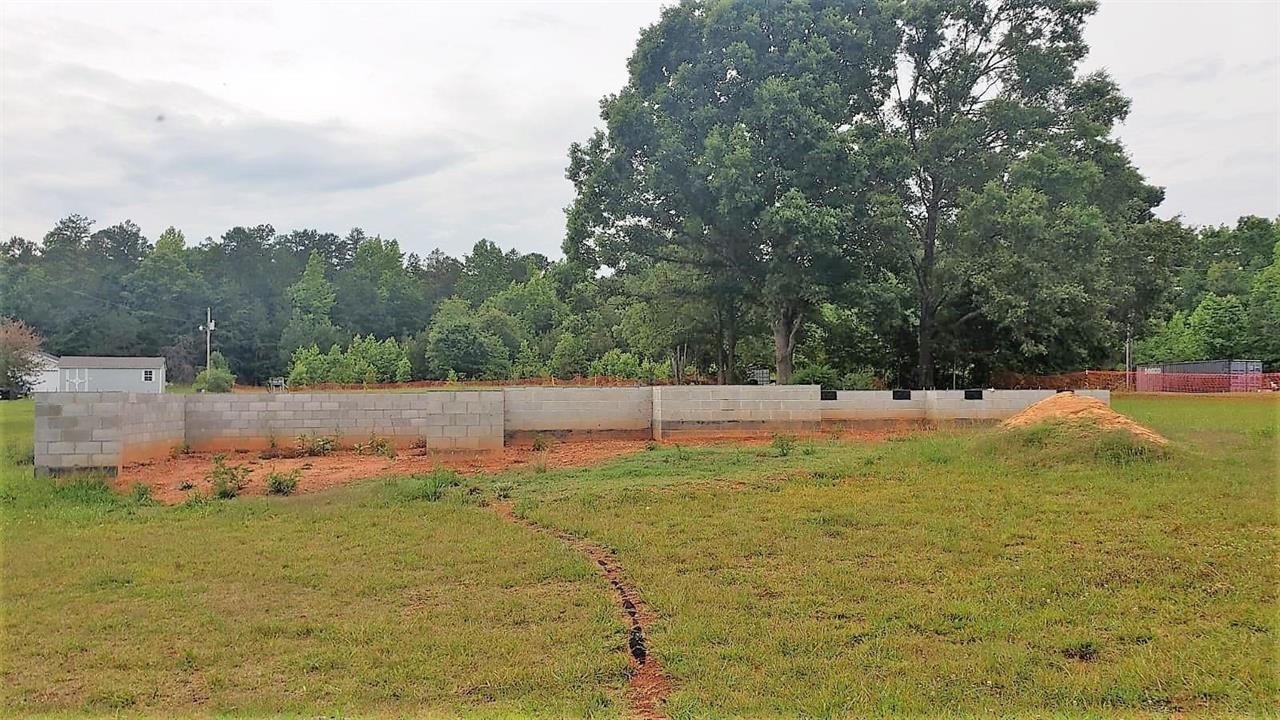 1930 Bonner Road Cowpens, SC 29330 - Photo 3 of 11 Gallery Image 3