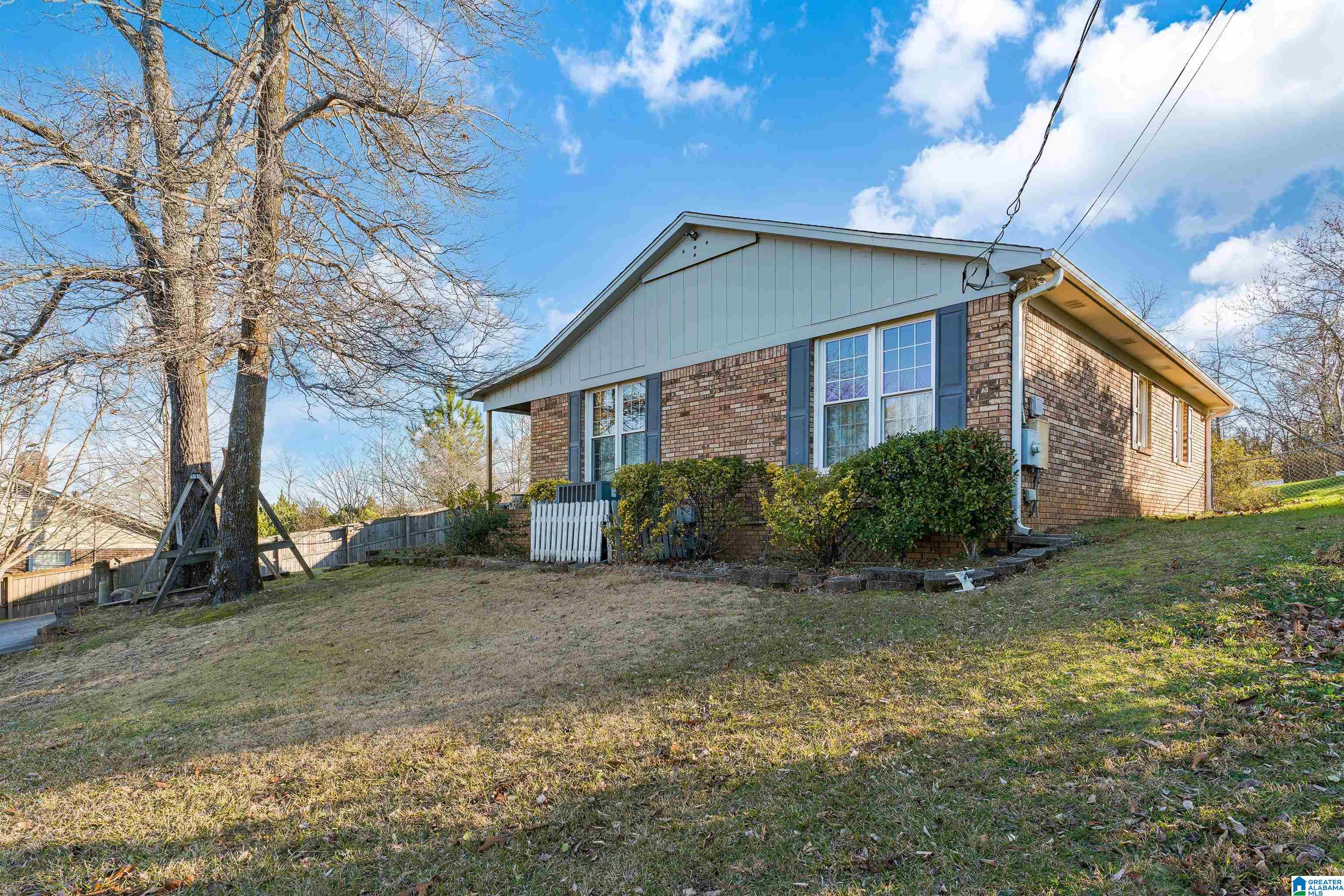 5451 Tyler Loop Road Pinson, AL 35126 - Photo 4 of 37