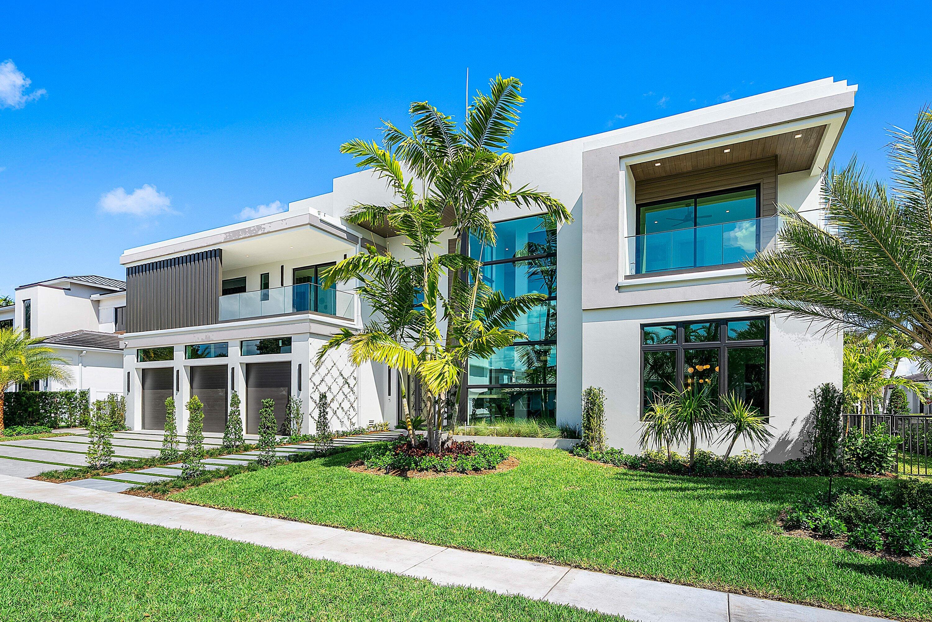 299 Northeast 7th Street Boca Raton, FL 33432 - Photo 3 of 112 003-299Northeast7thStreet-BocaRaton-FL-3