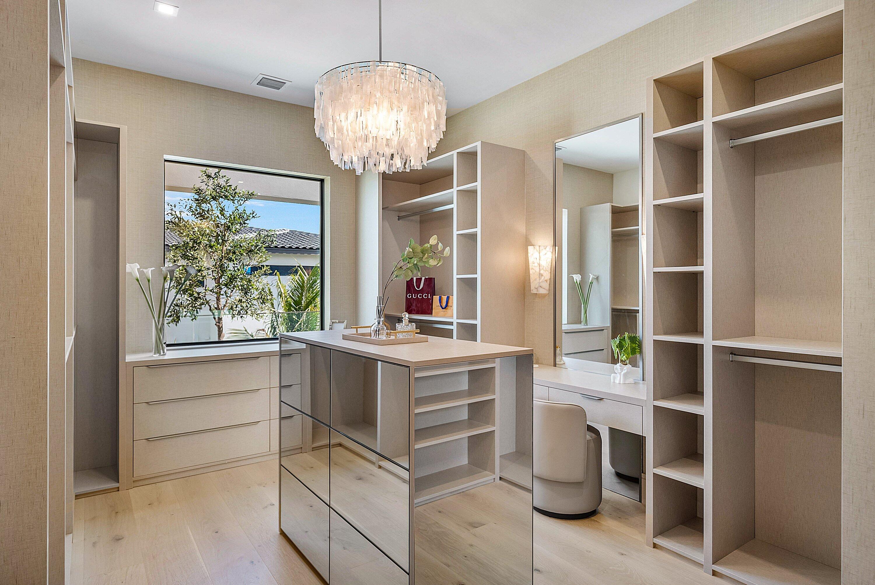 299 Northeast 7th Street Boca Raton, FL 33432 - Photo 47 of 112 047-299Northeast7thStreet-BocaRaton-FL-3