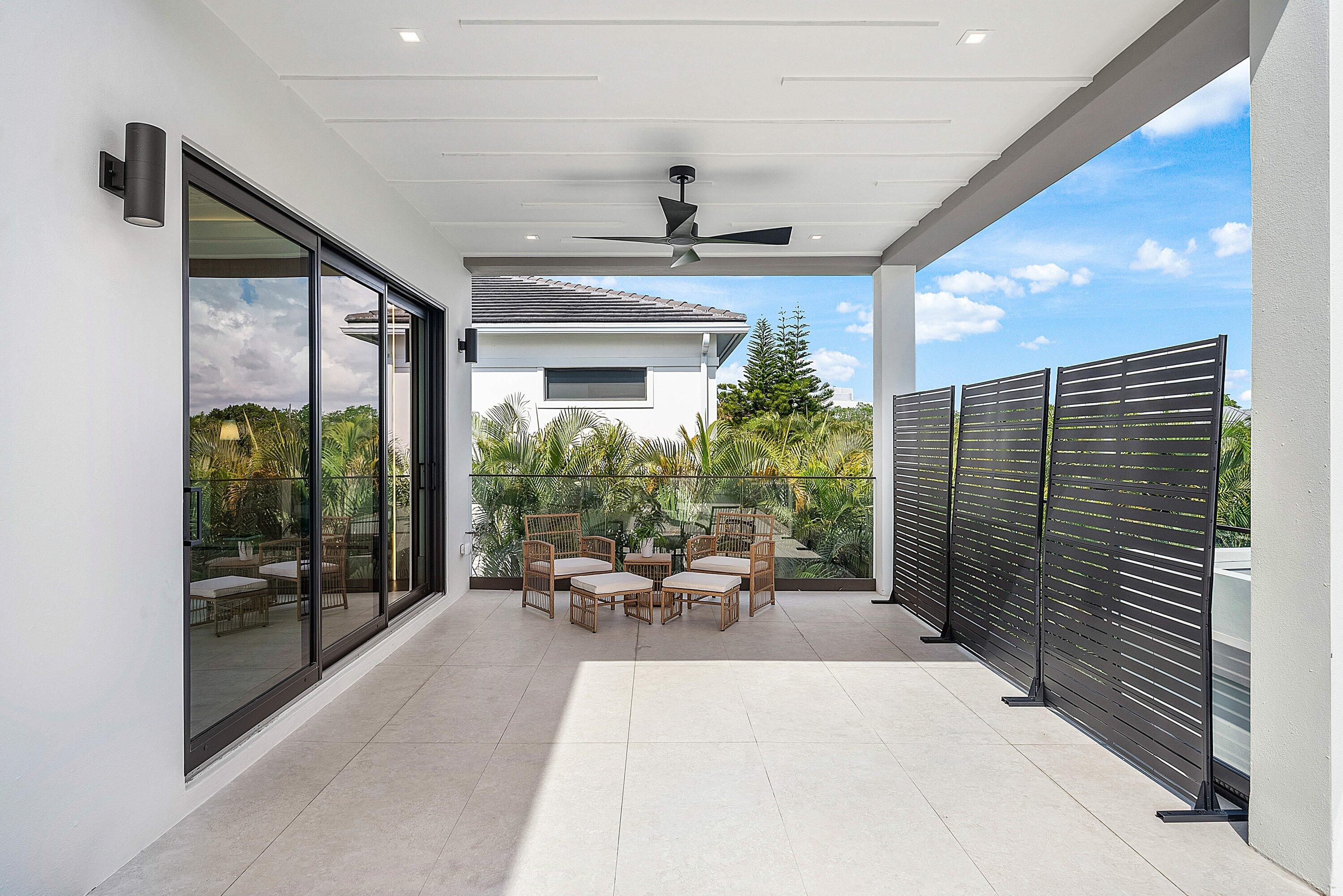 299 Northeast 7th Street Boca Raton, FL 33432 - Photo 68 of 112 069-299Northeast7thStreet-BocaRaton-FL-3