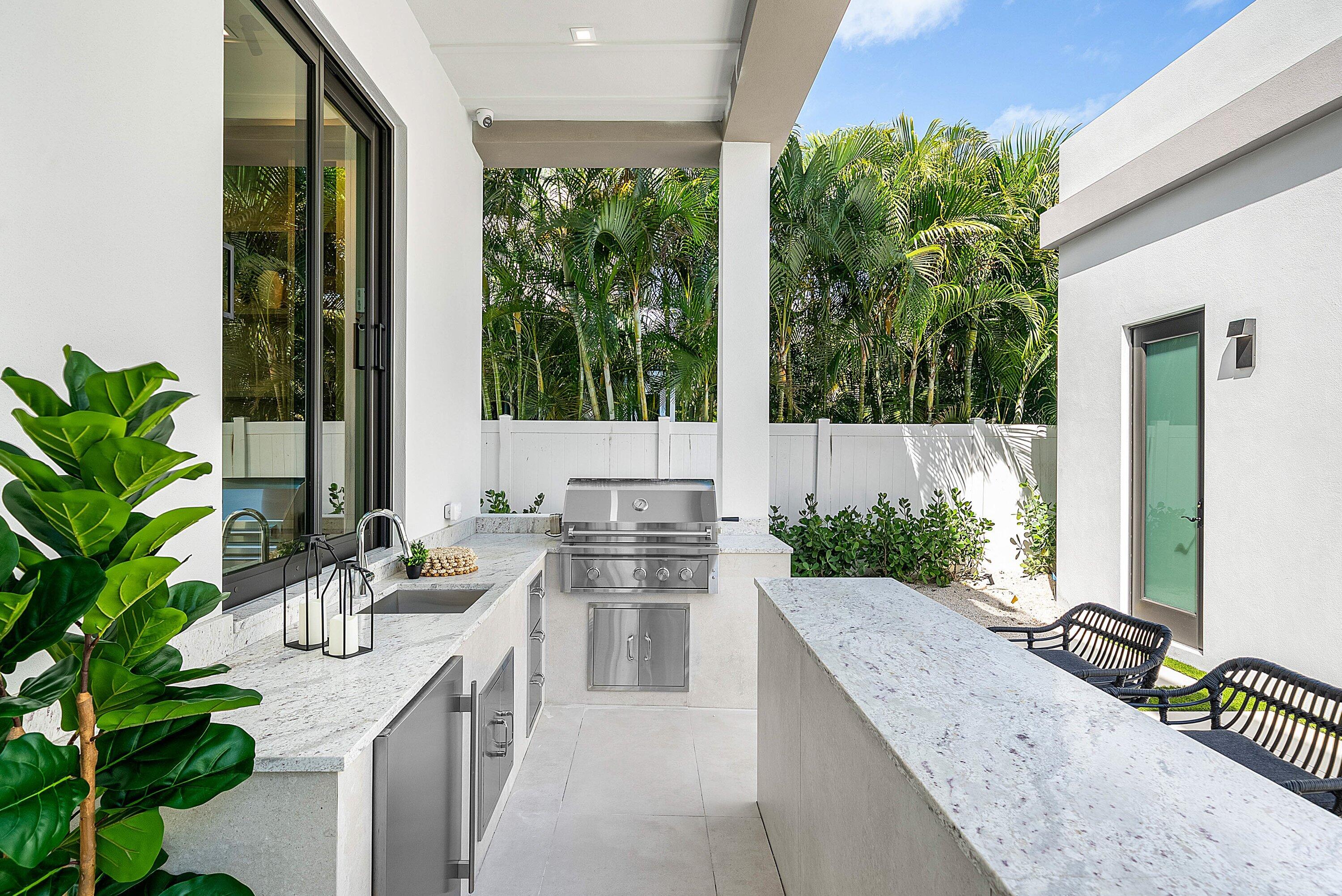 299 Northeast 7th Street Boca Raton, FL 33432 - Photo 70 of 112 073-299Northeast7thStreet-BocaRaton-FL-3