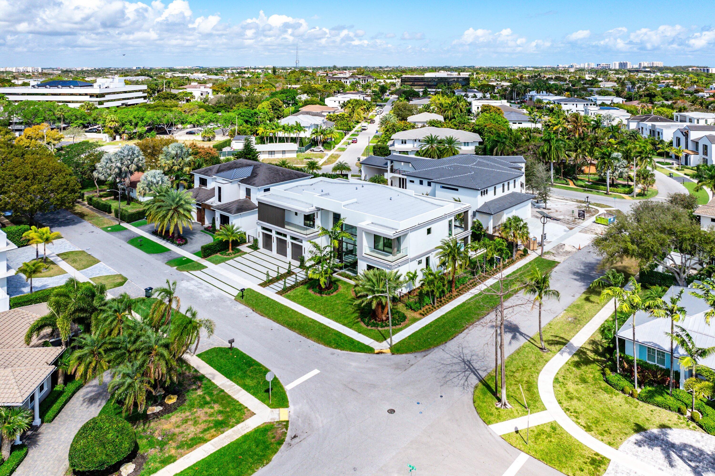 299 Northeast 7th Street Boca Raton, FL 33432 - Photo 80 of 112 an aerial view of residential houses with outdoor space and street view
