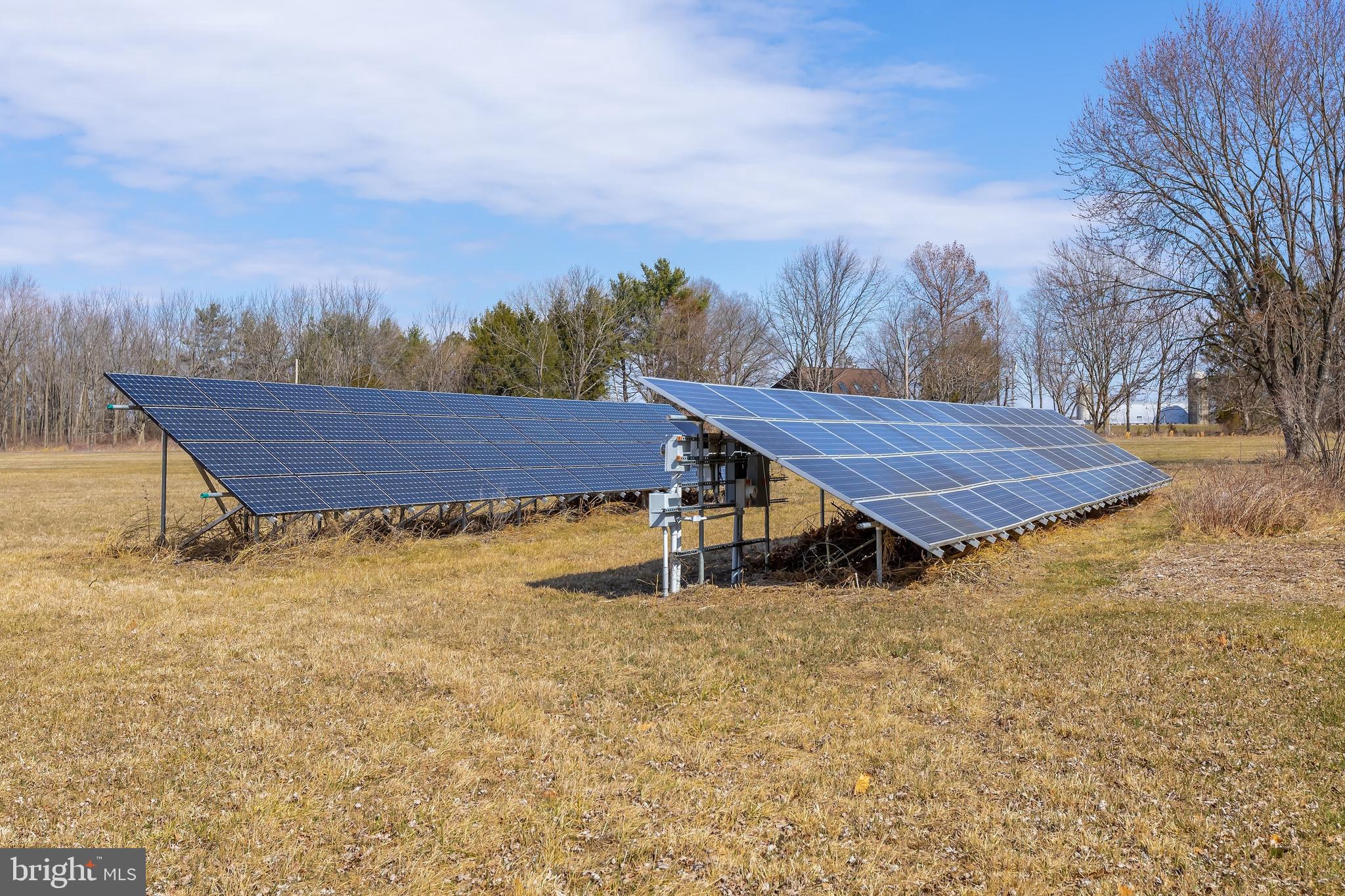54 Vestry Road Swedesboro, NJ 08085 - Photo 32 of 59 Owned and leased solar panels