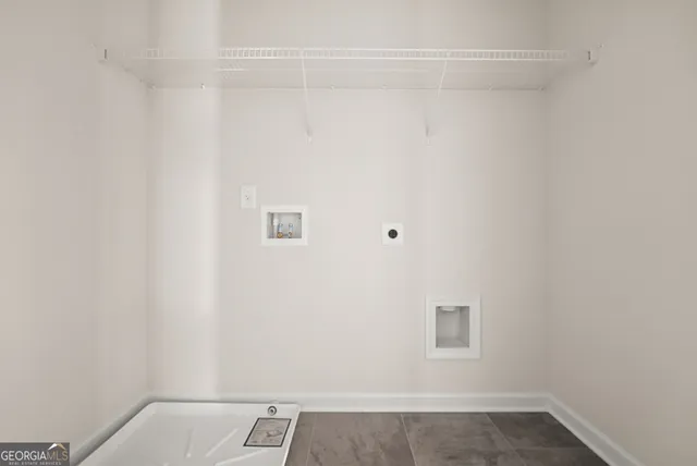 a front view of house with yard