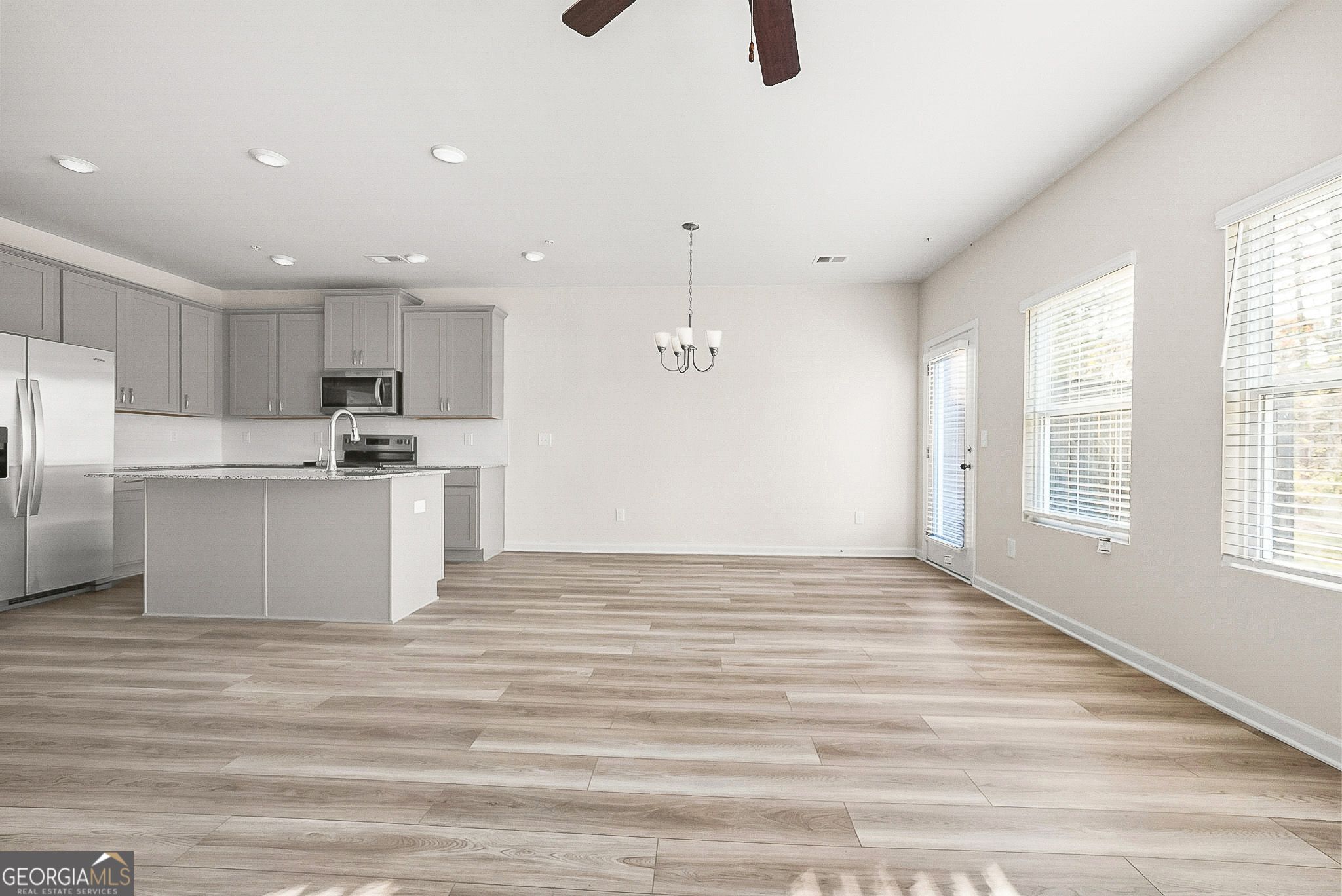 1328 Riverstone Road Jonesboro, GA 30238 - Photo 8 of 28