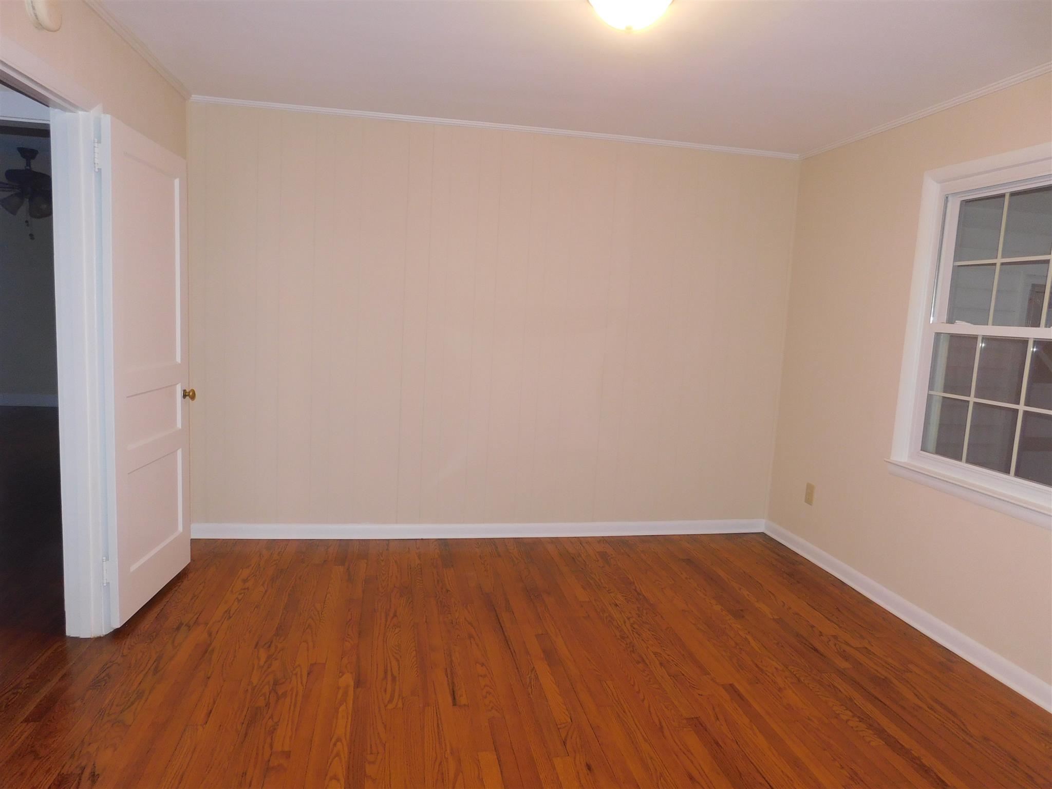 206 Ragan Street Tullahoma, TN 37388 - Photo 16 of 24 Master bedroom
