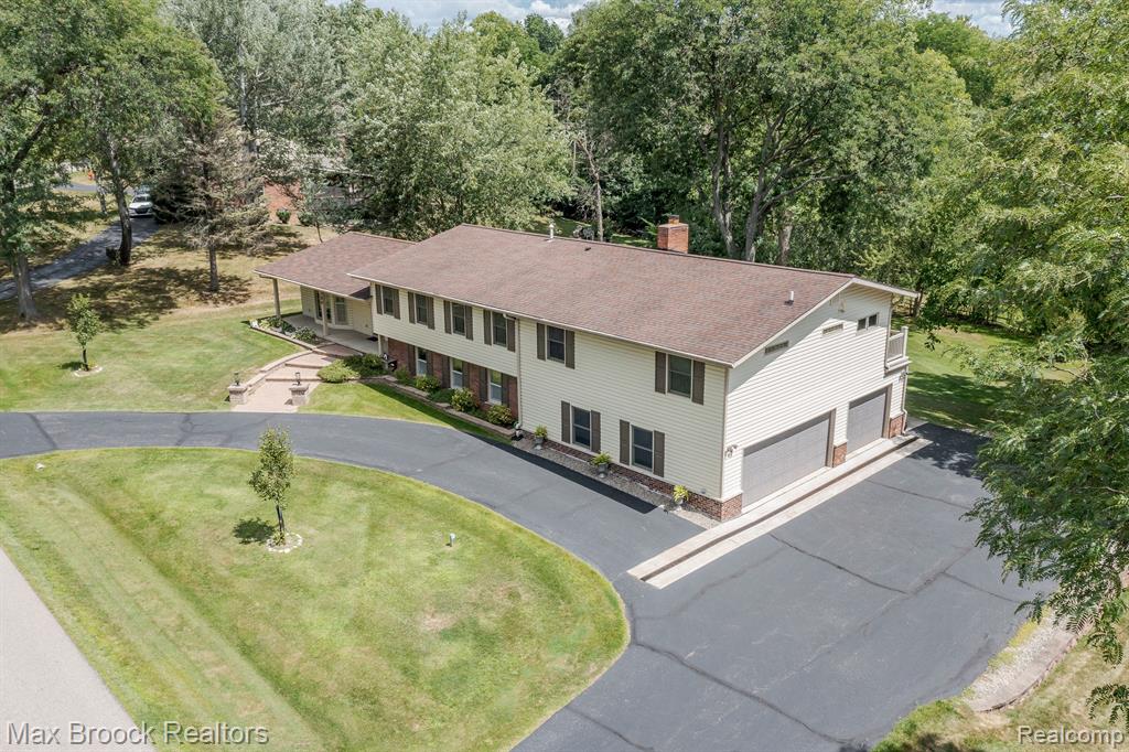 796 Rock Spring Road Bloomfield Hills, MI 48304 - Photo 4 of 27 Gallery Image 4