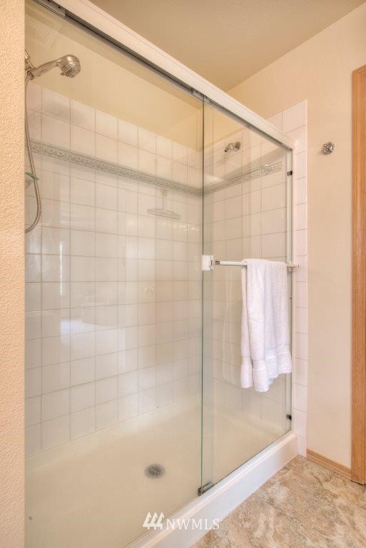 2018 Northeast 28th Place Renton, WA 98056 - Photo 13 of 19