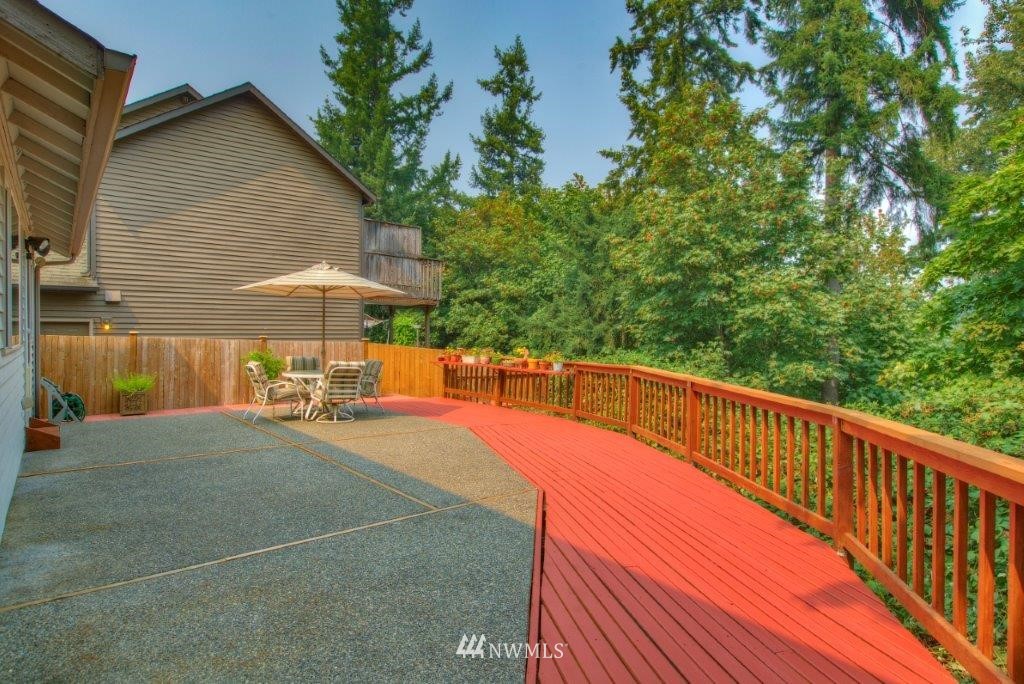 2018 Northeast 28th Place Renton, WA 98056 - Photo 18 of 19