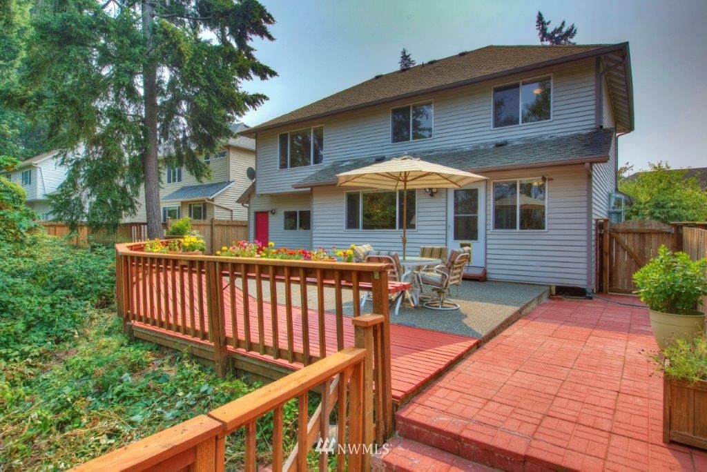 2018 Northeast 28th Place Renton, WA 98056 - Photo 19 of 19