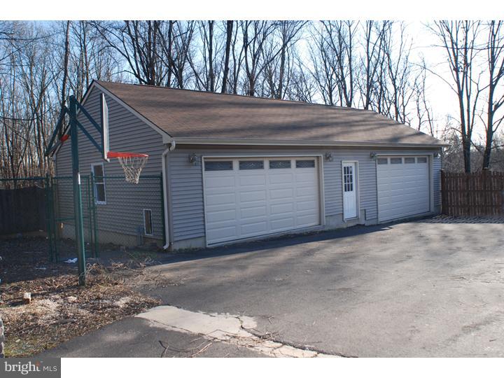 1900 Sugar Bottom Road Furlong, PA 18925 - Photo 17 of 21 Garage