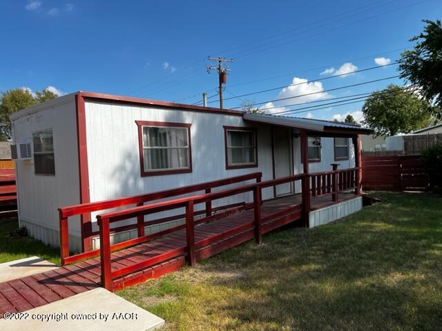 1613 South Colgate Street Perryton, TX 79070 - Photo 15 of 18 14