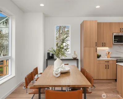 $949,000 | 223 Northeast 75th Street, Seattle, WA 98115