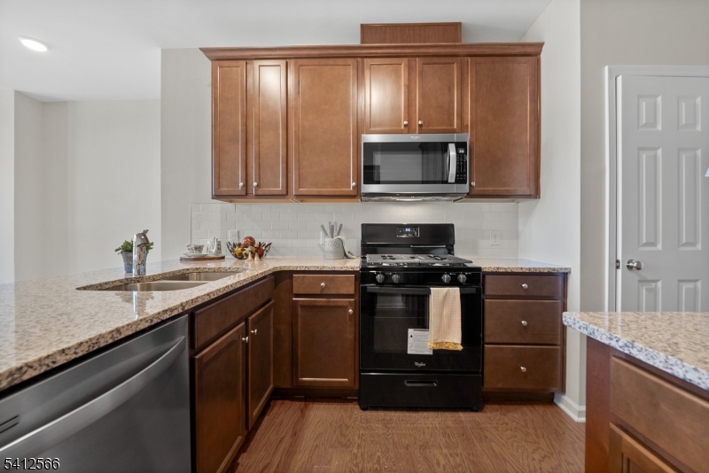 1038 Station Road Somerville, NJ 08876 - Photo 15 of 21