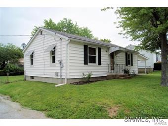 807 Stiening Street Waterloo, IL 62298 - Photo 2 of 24 Gallery Image 2