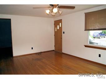 807 Stiening Street Waterloo, IL 62298 - Photo 11 of 24 Gallery Image 11