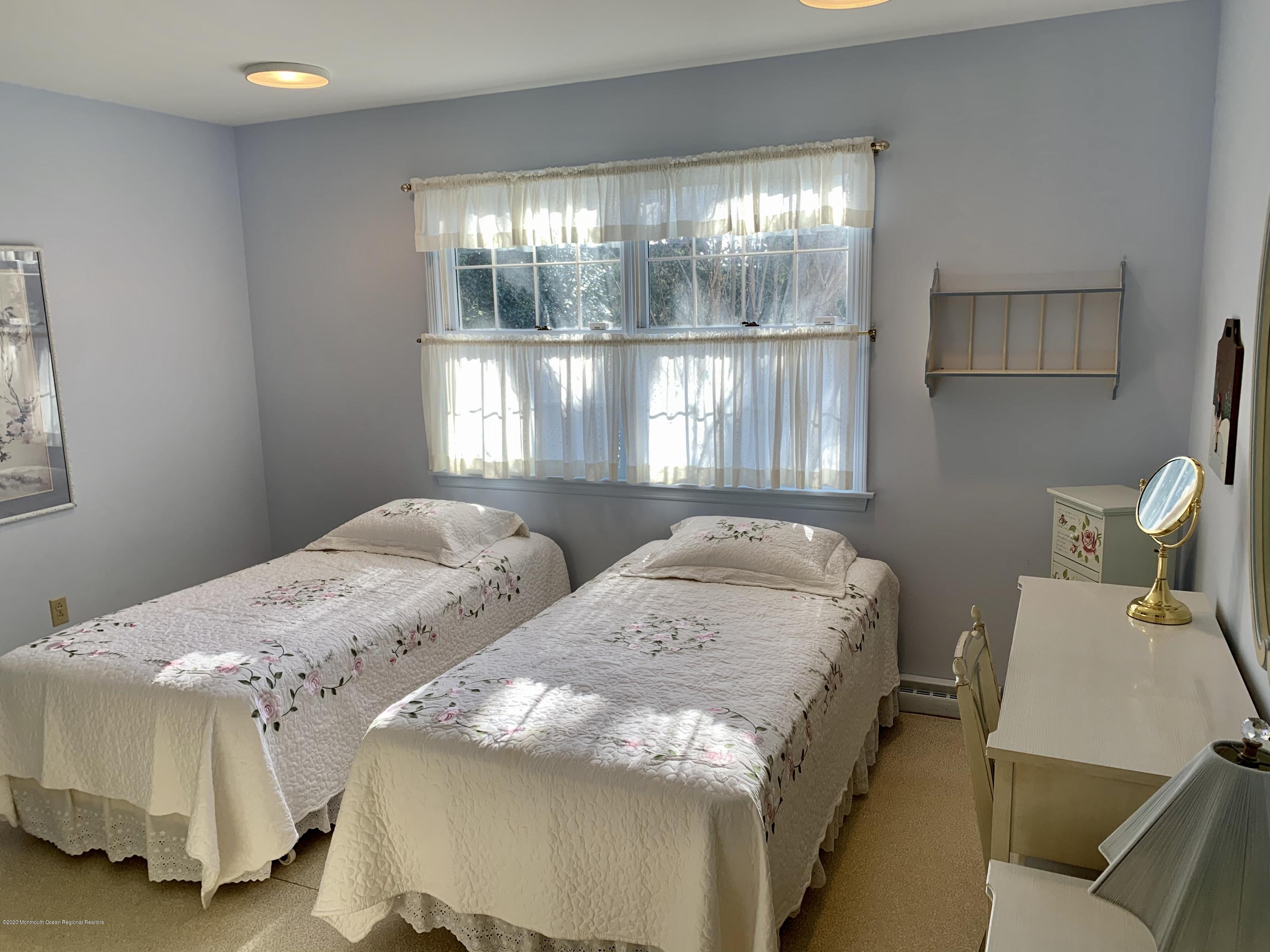 1 Woods End Road Rumson, NJ 07760 - Photo 26 of 48 26-Bedroom two