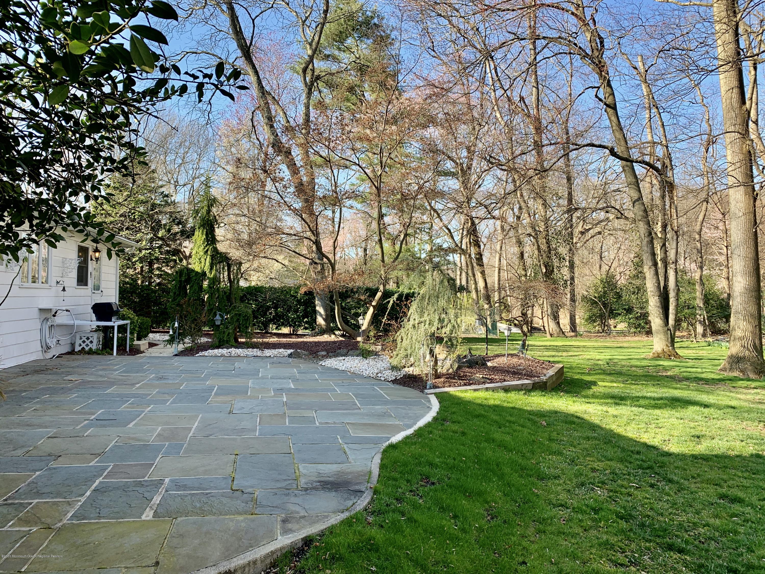 1 Woods End Road Rumson, NJ 07760 - Photo 38 of 48 37-Patio
