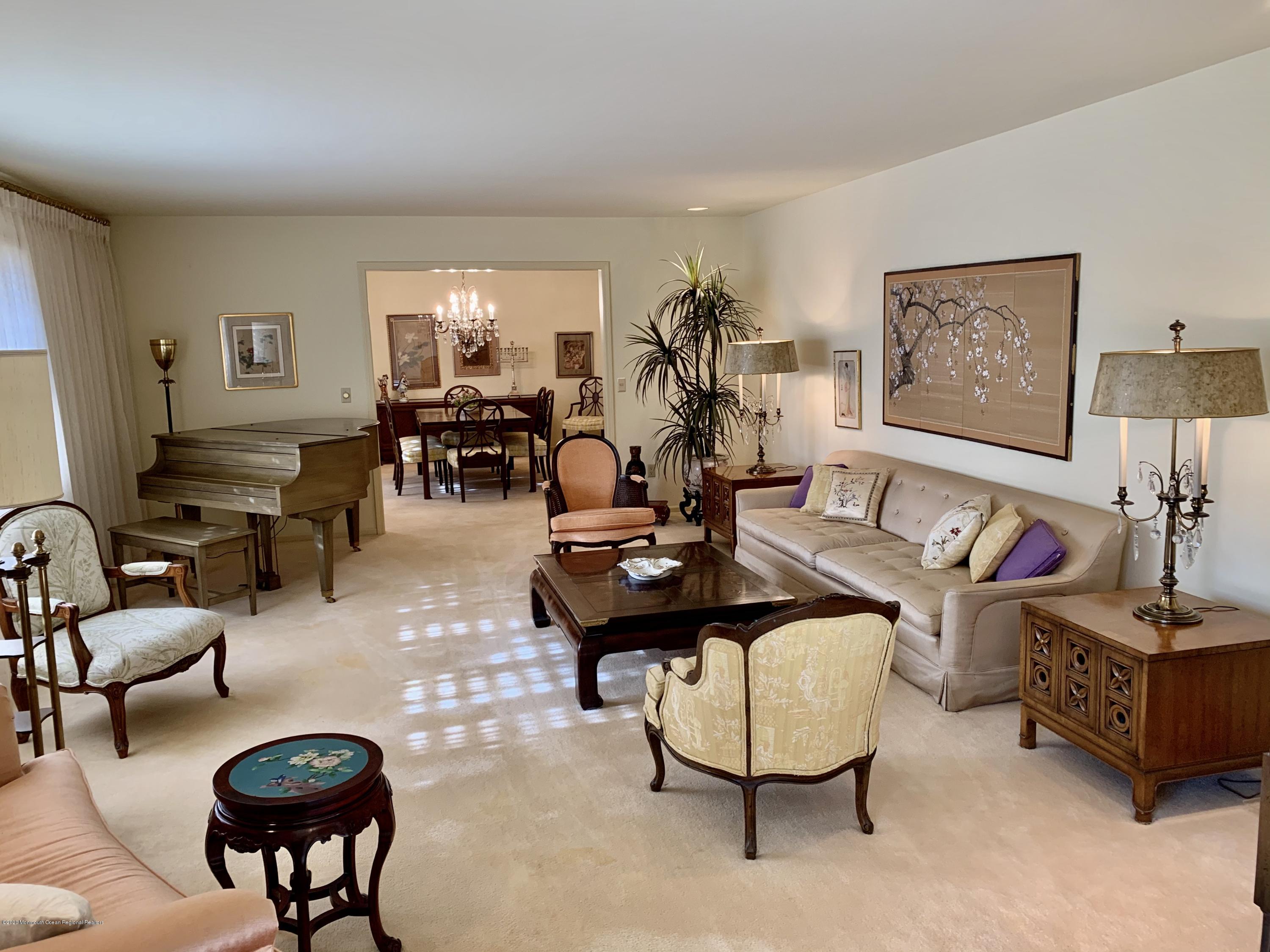 1 Woods End Road Rumson, NJ 07760 - Photo 6 of 48 06-Living room