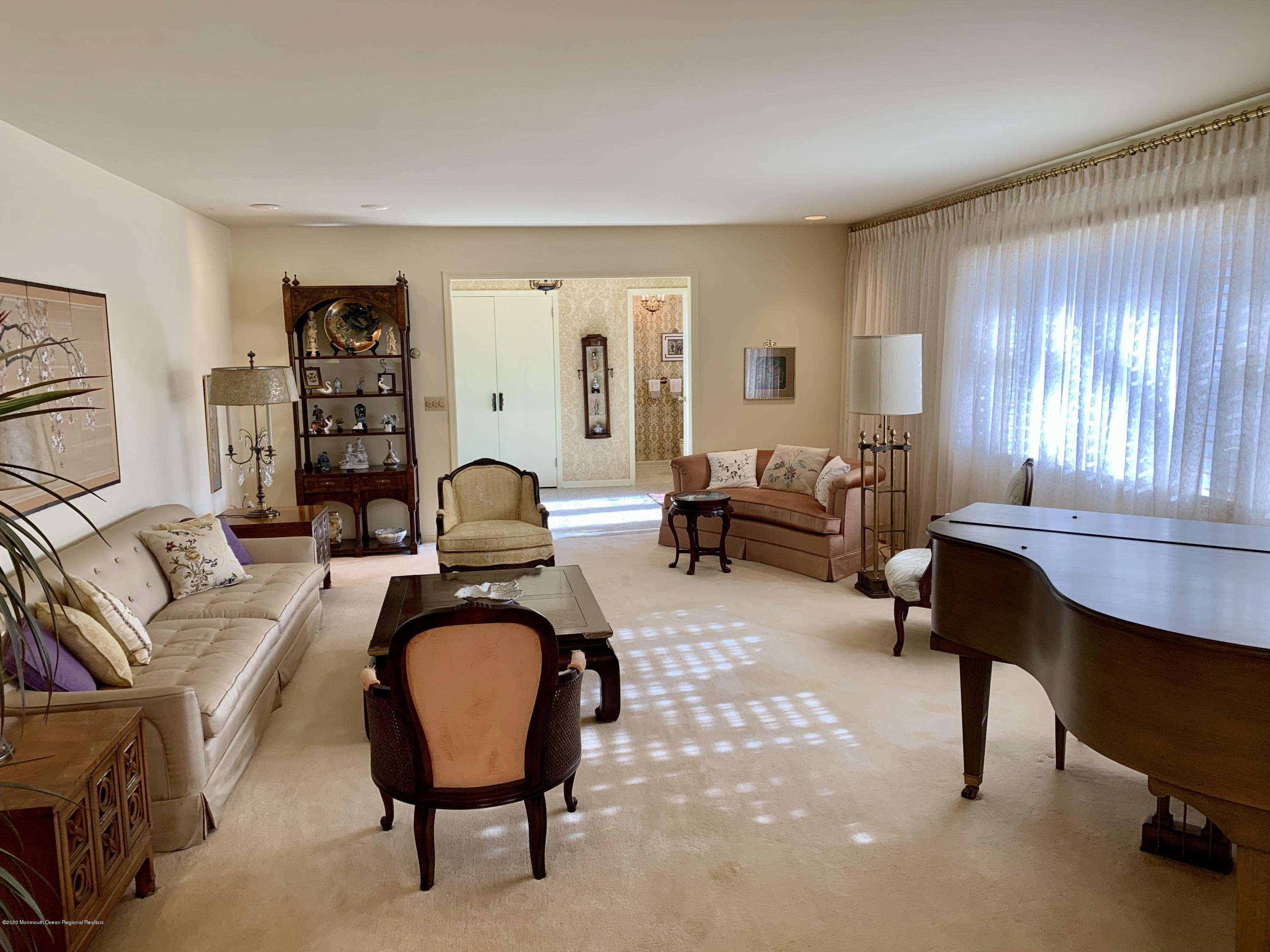 1 Woods End Road Rumson, NJ 07760 - Photo 7 of 48 07-Living room