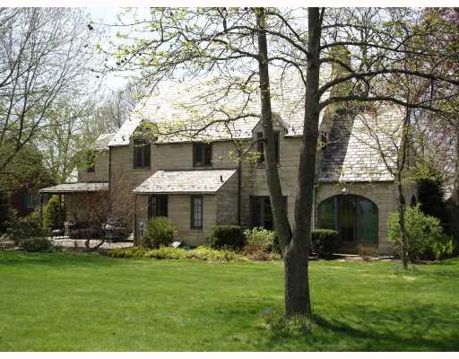 4507 Norwin Road Whitehall, PA 15236 - Photo 8 of 8 Exterior Back.