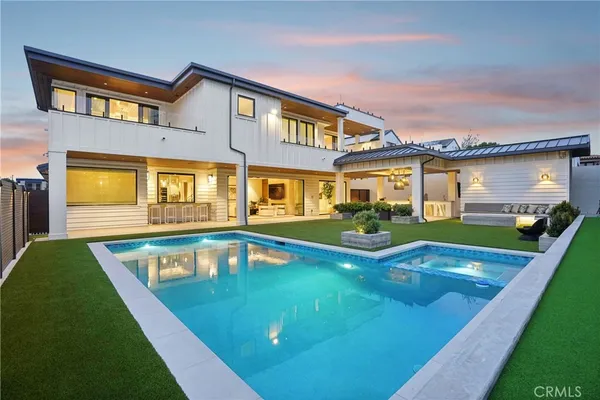 $11,750,000 | 2965 La Carlita Place, Hermosa Beach, CA 90254