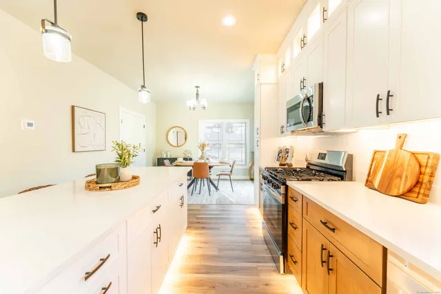 $499,900 | 14 Valley View Drive, Dayville, CT 06241