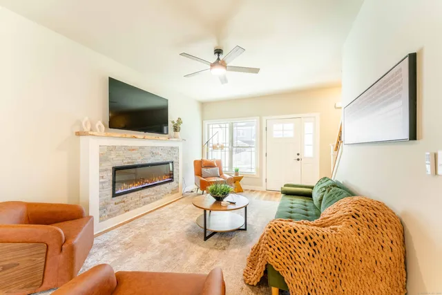 $499,900 | 14 Valley View Drive, Dayville, CT 06241