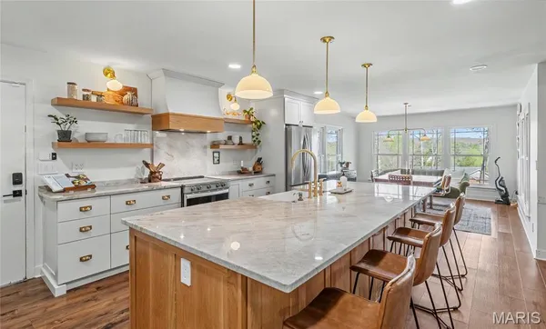 $515,000 | 11865 Meadowview Lane, Rolla, MO 65401