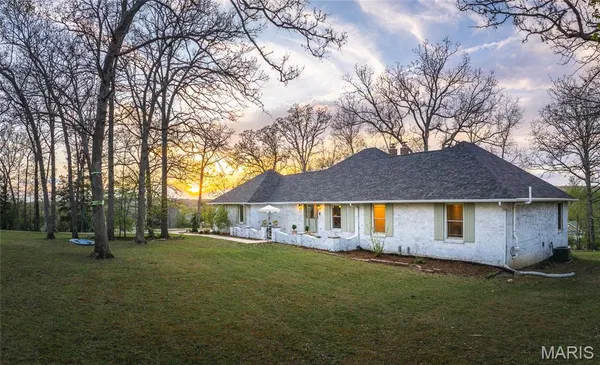 $515,000 | 11865 Meadowview Lane, Rolla, MO 65401