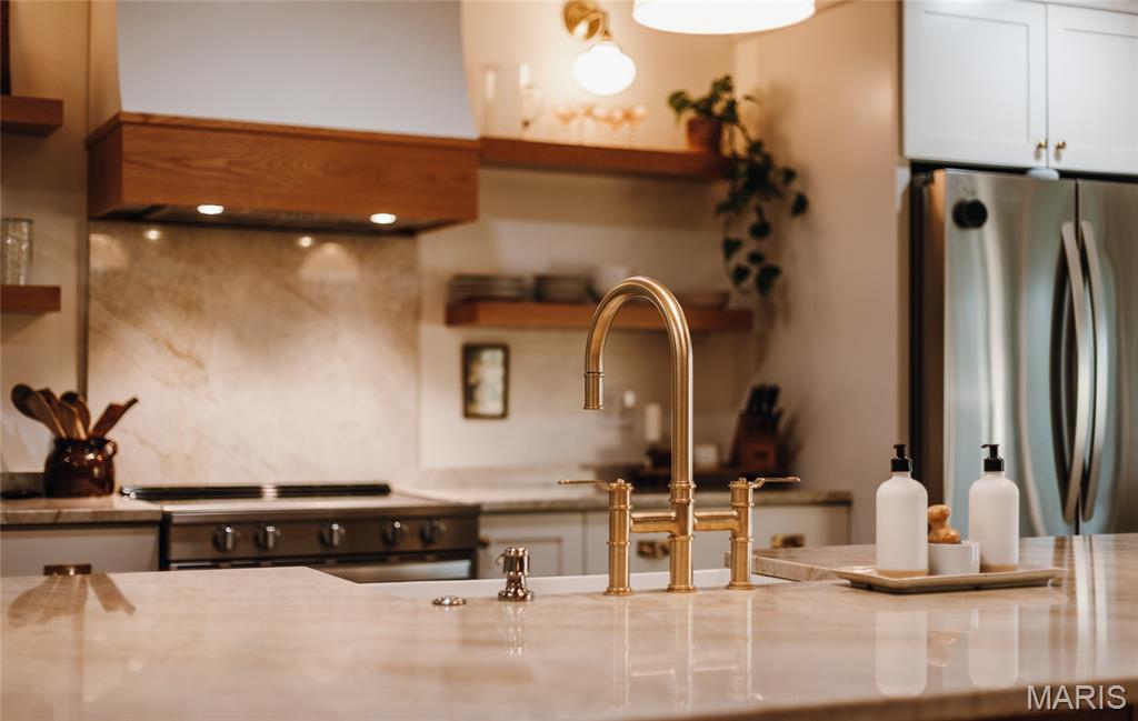 11865 Meadowview Lane Rolla, MO 65401 - Photo 7 of 59