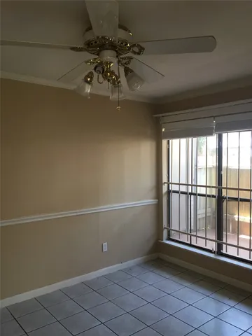 $1,050 | 13480 South Thorntree Drive, Unit 303, Houston, TX 77015