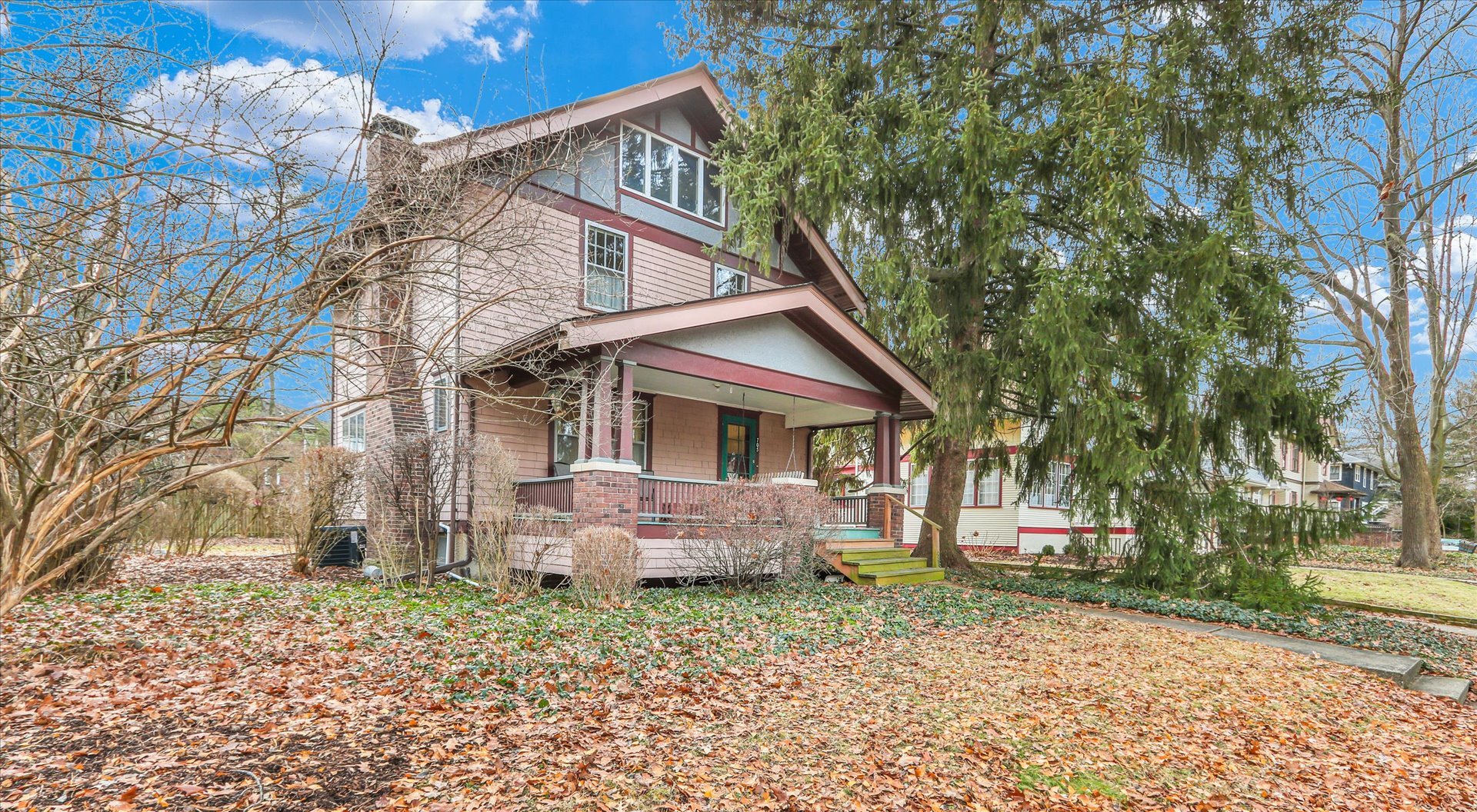 705 West Indiana Avenue Urbana, IL 61801 - Photo 2 of 36