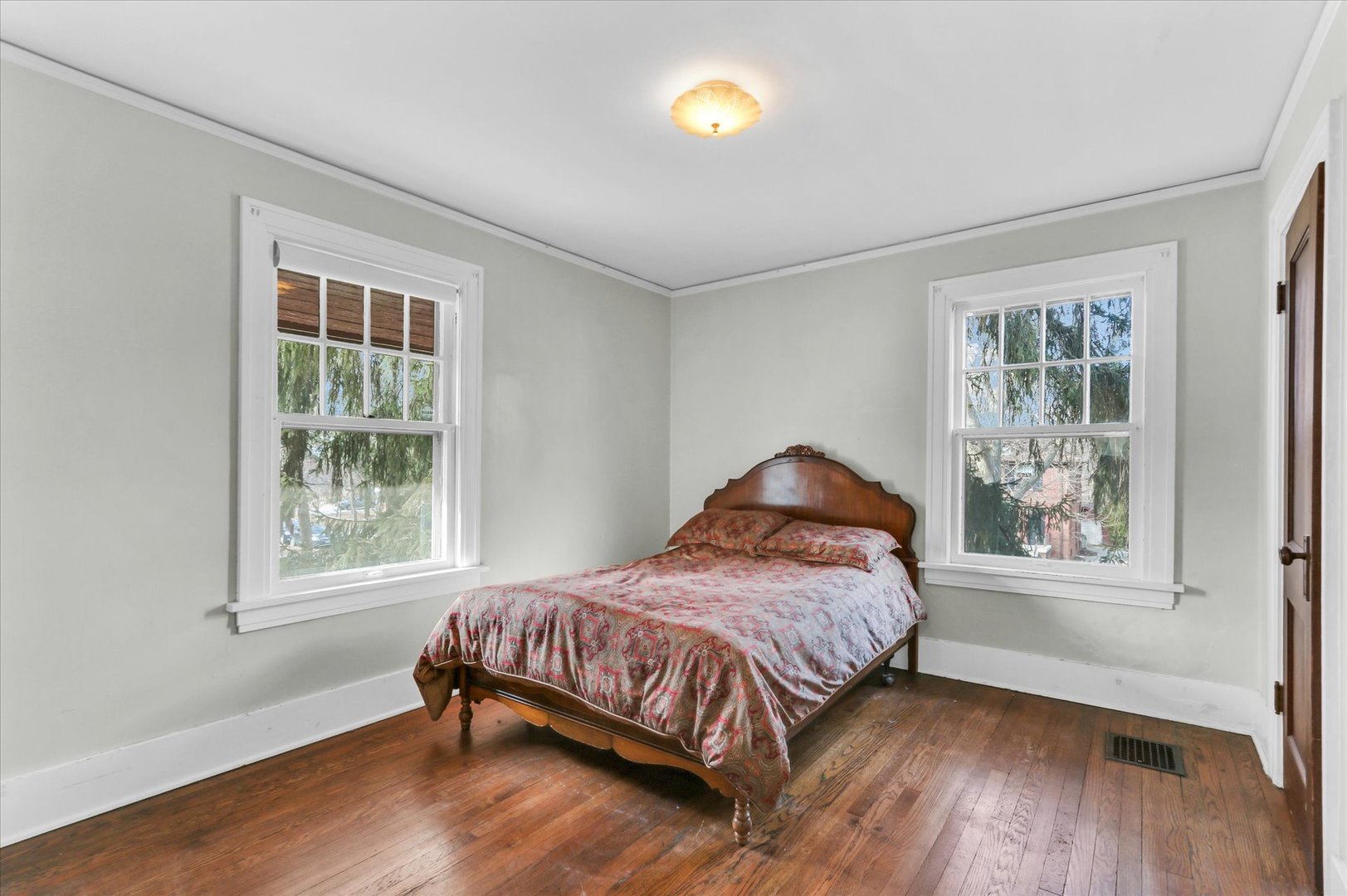 705 West Indiana Avenue Urbana, IL 61801 - Photo 21 of 36