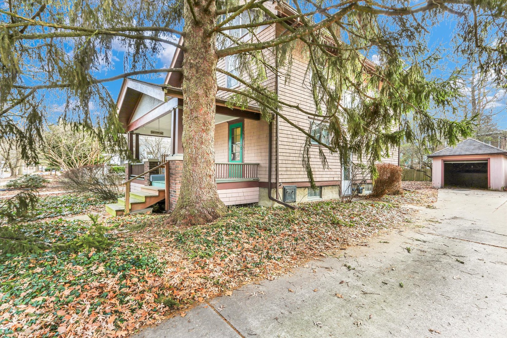 705 West Indiana Avenue Urbana, IL 61801 - Photo 3 of 36