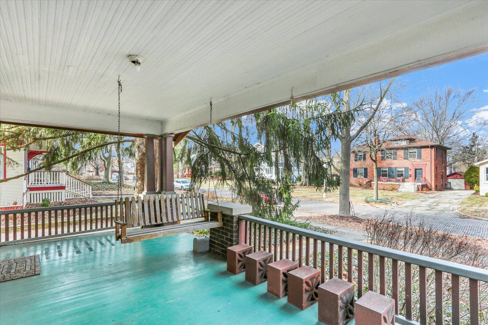 705 West Indiana Avenue Urbana, IL 61801 - Photo 5 of 36