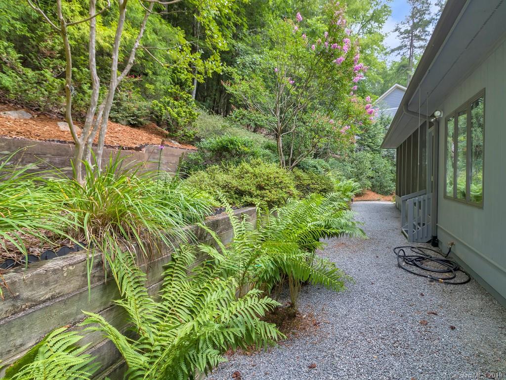 712 Deerlake Road Brevard, NC 28712 - Photo 25 of 28 Gallery Image 25