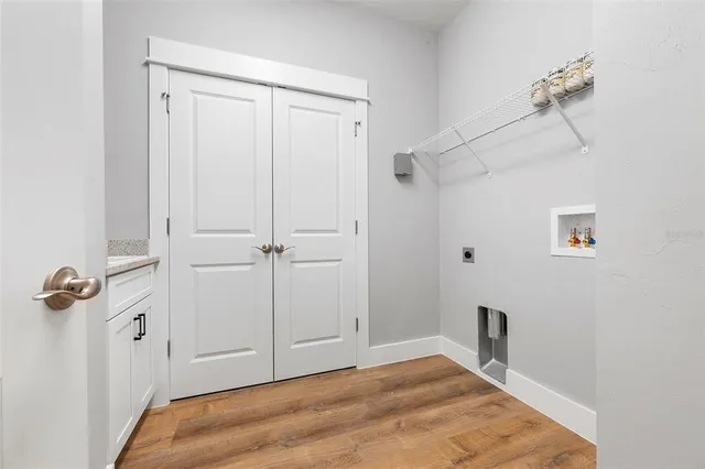 a view of a room with an empty space