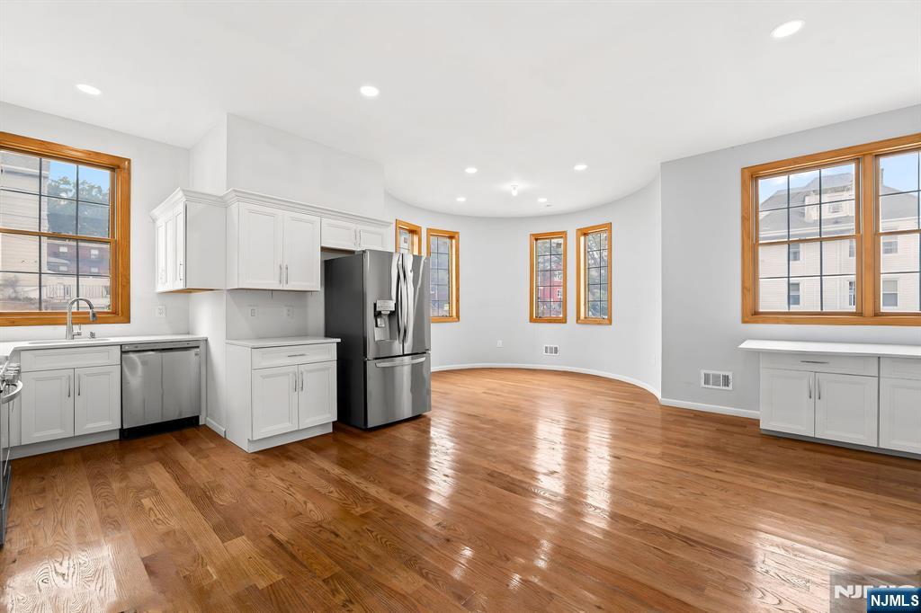 176 Union Avenue, Unit 2 Rutherford, NJ 07070 - Photo 9 of 23