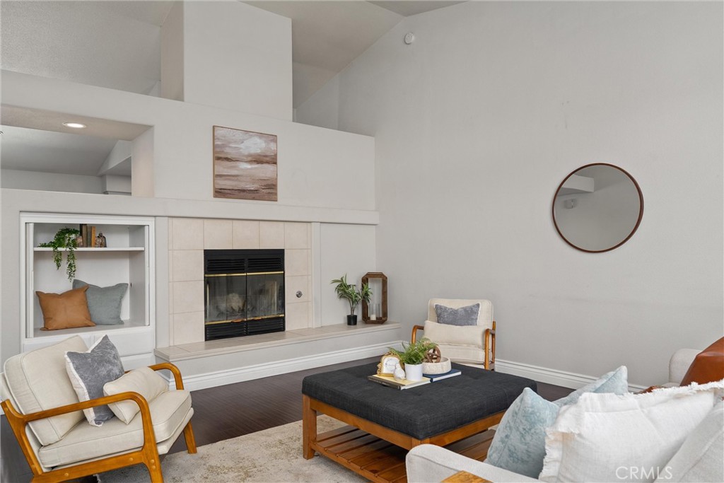 1921 Ascolano Way Chico, CA 95928 - Photo 9 of 42 a living room with furniture