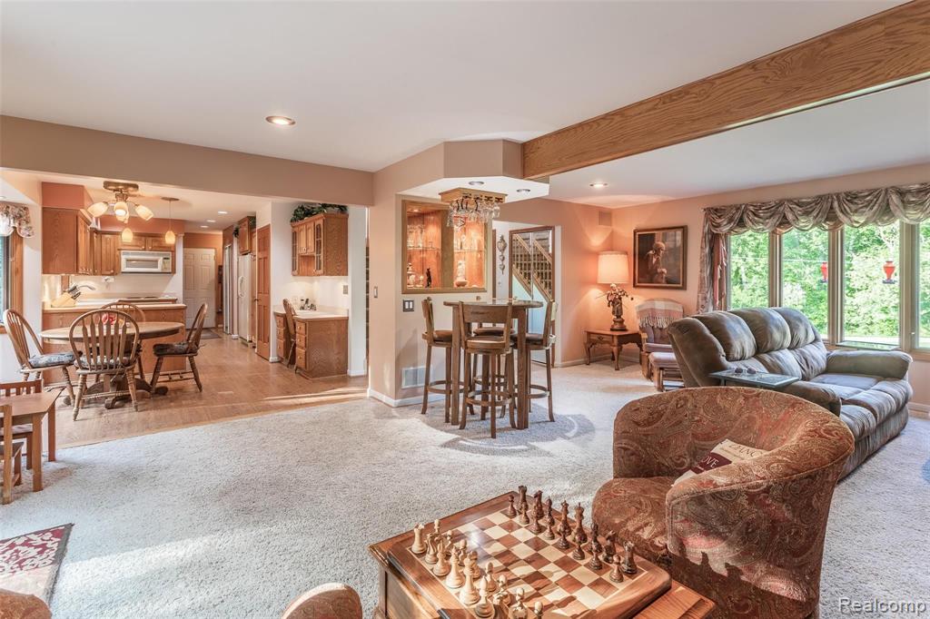 905 Gulley Road Howell, MI 48843 - Photo 4 of 52