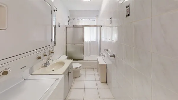 $4,300 | 65 Park Street, Unit 1, Brookline, MA 02446
