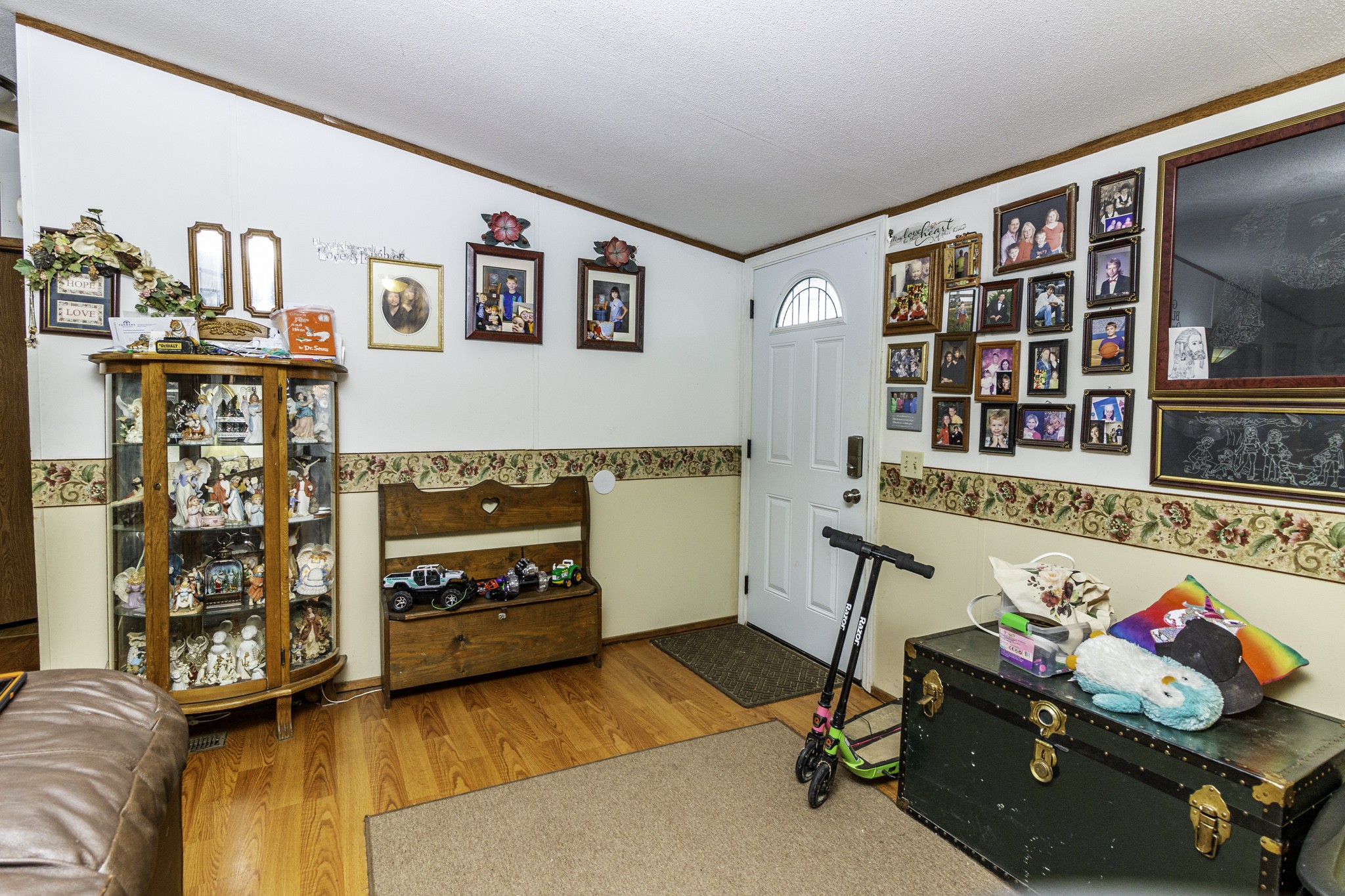 530 Revilo Road Leoma, TN 38468 - Photo 2 of 18